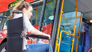Busfahren mit dem Rolli
