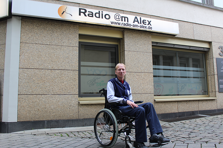 Blind verlassen